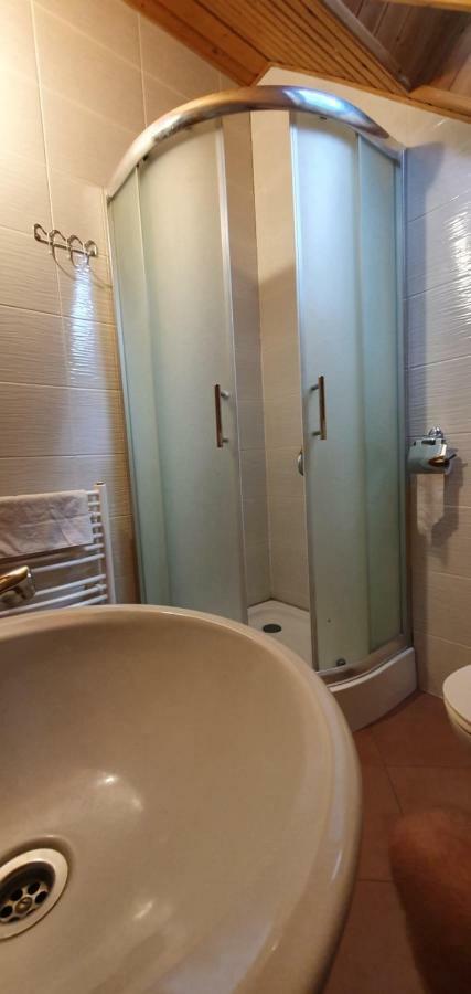 Horaren Novy Tekov Hotel Cameră foto